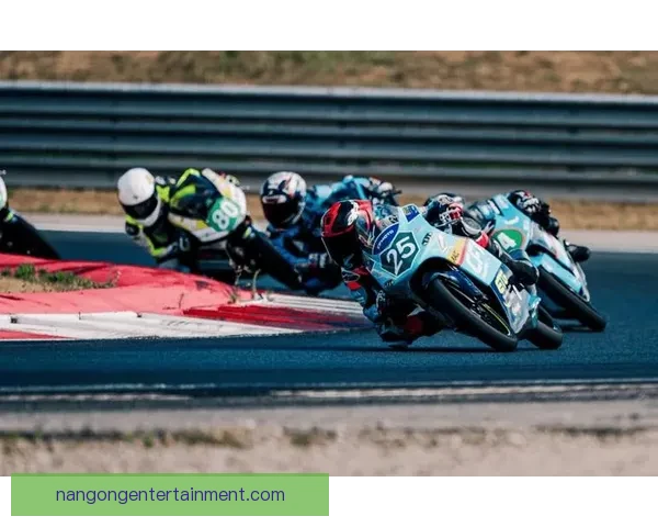 最新MotoGP赛场风云再起顶级车手激烈争冠走势解析