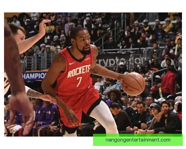 篮网逆转湖人迎来大胜 詹姆斯与杜兰特对决引爆全场