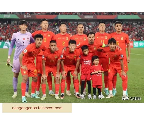 中国足球超级联赛新赛季开幕 多支球队阵容升级引发球迷期待