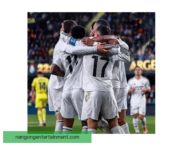 国际足坛震动 曼联与巴萨传出震撼交易引发球迷热议