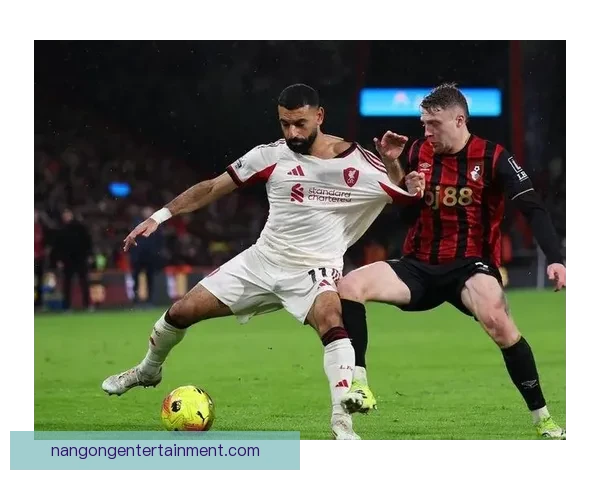 曼城逆转利物浦夺冠引发球迷热议与争论